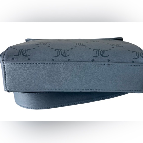 Juicy Couture NWT Beautiful Blue Juicy Signature Logo Lined Crossbody Bag (P028) - Picture 6 of 10